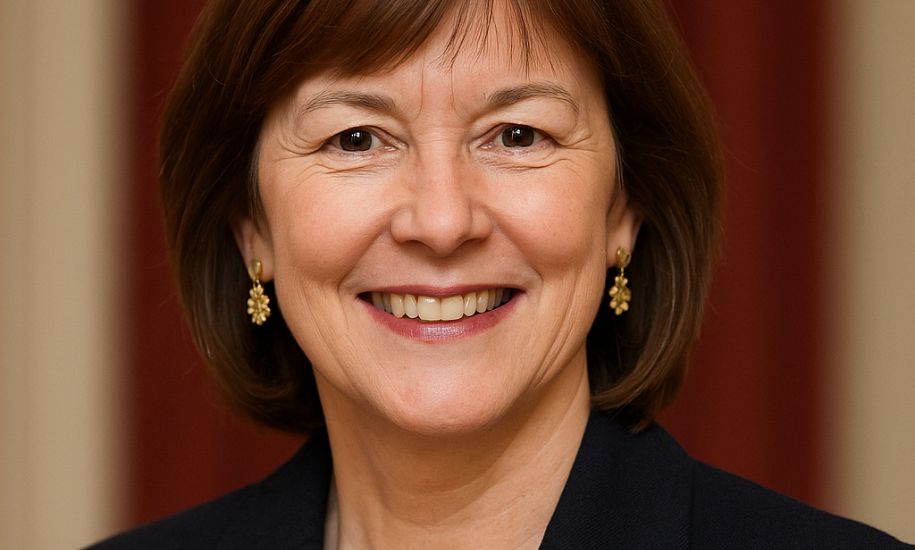 Carolyn Eadie